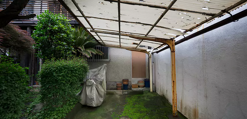 Professional Roof and Water Damage Repair Services in Prairie Village, KS